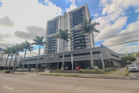 Apartamento para alugar com 70m², 2 quartos e 2 vagas Apartamento para alugar com 70m², 2 quartos e 2 vagasFachada