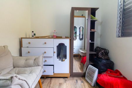 Casa à venda com 149m², 3 quartos e 2 vagas Casa à venda com 149m², 3 quartos e 2 vagasQuarto 2