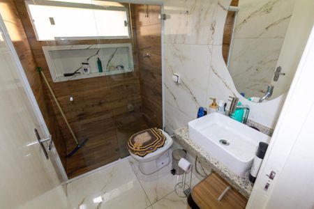 Casa à venda com 149m², 3 quartos e 2 vagas Casa à venda com 149m², 3 quartos e 2 vagasBanheiro 2