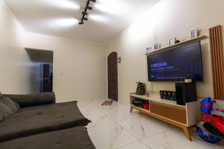 Casa à venda com 149m², 3 quartos e 2 vagas Casa à venda com 149m², 3 quartos e 2 vagasSala