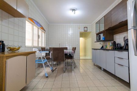 Casa à venda com 149m², 3 quartos e 2 vagas Casa à venda com 149m², 3 quartos e 2 vagasCozinha