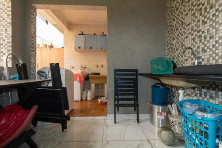 Casa à venda com 149m², 3 quartos e 2 vagas Casa à venda com 149m², 3 quartos e 2 vagasÁrea gourmet e área de serviço
