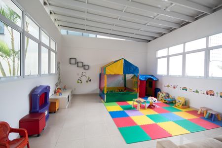 Apartamento à venda com 155m², 3 quartos e 4 vagas Apartamento à venda com 155m², 3 quartos e 4 vagasBrinquedoteca