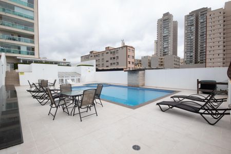 Apartamento à venda com 155m², 3 quartos e 4 vagas Apartamento à venda com 155m², 3 quartos e 4 vagasÁrea comum - Piscina