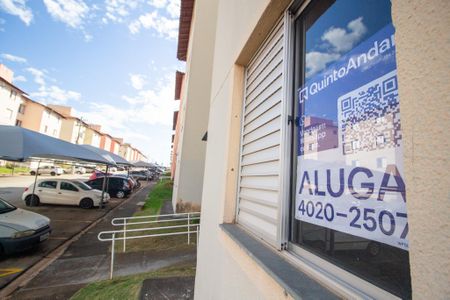 Apartamento para alugar com 47m², 2 quartos e 1 vaga Apartamento para alugar com 47m², 2 quartos e 1 vagaFachada