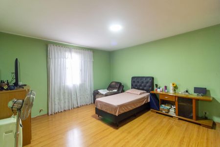 Casa para alugar com 200m², 3 quartos e 2 vagas Casa para alugar com 200m², 3 quartos e 2 vagasQuarto 1 - Suíte