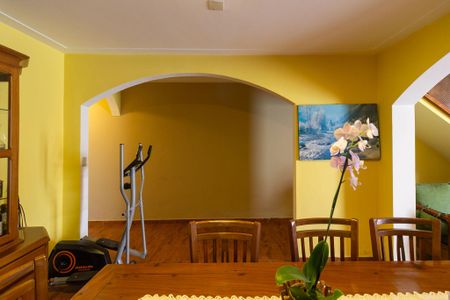 Casa para alugar com 200m², 3 quartos e 2 vagas Casa para alugar com 200m², 3 quartos e 2 vagasSala de Jantar