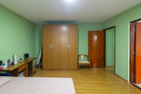 Casa para alugar com 200m², 3 quartos e 2 vagas Casa para alugar com 200m², 3 quartos e 2 vagasQuarto 1 - Suíte
