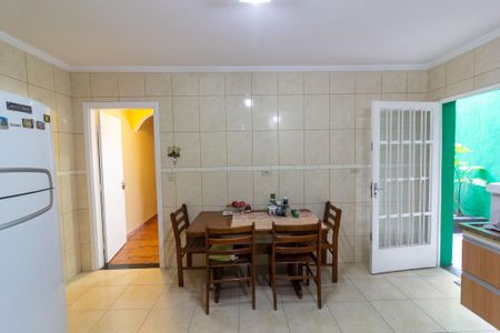 Casa para alugar com 200m², 3 quartos e 2 vagas Casa para alugar com 200m², 3 quartos e 2 vagasCozinha