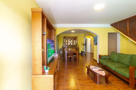 Casa para alugar com 200m², 3 quartos e 2 vagas Casa para alugar com 200m², 3 quartos e 2 vagasSala de Estar