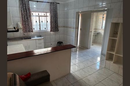 Sala/cozinha de casa para alugar com 1 quarto, 40m² em Vila Paulista, São Paulo