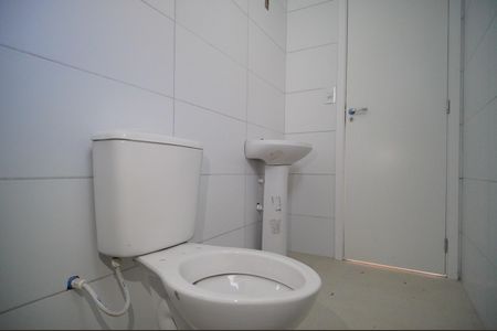 Casa à venda com 57m², 3 quartos e 2 vagasBanheiro