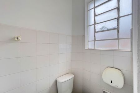 Casa para alugar com 180m², 5 quartos e 1 vaga Casa para alugar com 180m², 5 quartos e 1 vagaBanheiro