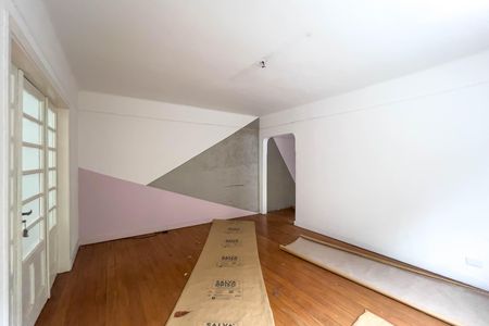 Casa para alugar com 180m², 5 quartos e 1 vaga Casa para alugar com 180m², 5 quartos e 1 vagaSala