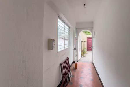 Casa para alugar com 180m², 5 quartos e 1 vaga Casa para alugar com 180m², 5 quartos e 1 vagaEntrada