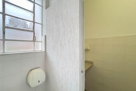 Casa para alugar com 180m², 5 quartos e 1 vaga Casa para alugar com 180m², 5 quartos e 1 vagaBanheiro