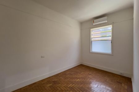 Casa para alugar com 180m², 5 quartos e 1 vaga Casa para alugar com 180m², 5 quartos e 1 vagaQuarto 3