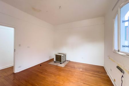 Casa para alugar com 180m², 5 quartos e 1 vaga Casa para alugar com 180m², 5 quartos e 1 vagaQuarto 1