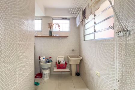 Casa para alugar com 100m², 2 quartos e 2 vagas Casa para alugar com 100m², 2 quartos e 2 vagasCozinha