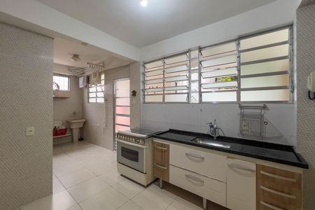 Casa para alugar com 100m², 2 quartos e 2 vagas Casa para alugar com 100m², 2 quartos e 2 vagasCozinha