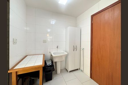 Apartamento para alugar com 110m², 3 quartos e 1 vagaÁrea de serviço