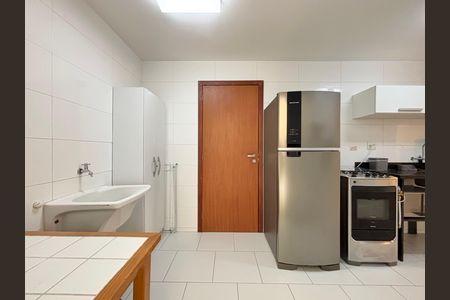 Apartamento para alugar com 110m², 3 quartos e 1 vagaÁrea de serviço