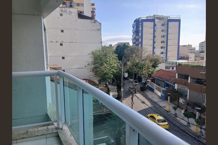 Apartamento à venda com 70m², 2 quartos e 1 vaga Apartamento à venda com 70m², 2 quartos e 1 vagaVaranda