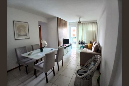 Apartamento à venda com 70m², 2 quartos e 1 vaga Apartamento à venda com 70m², 2 quartos e 1 vagaSala de Jantar