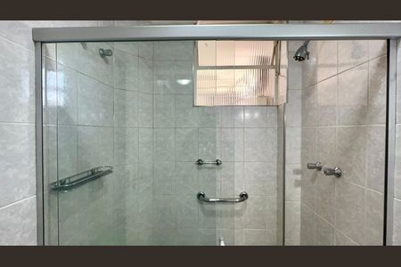 Apartamento à venda com 128m², 3 quartos e 1 vagaBanheiro