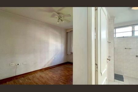 Apartamento à venda com 128m², 3 quartos e 1 vagaSuite
