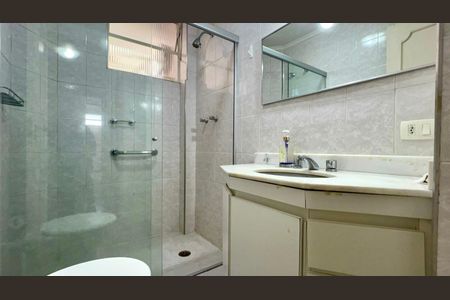 Apartamento à venda com 128m², 3 quartos e 1 vagaBanheiro