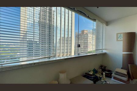 Apartamento à venda com 128m², 3 quartos e 1 vagaVaranda