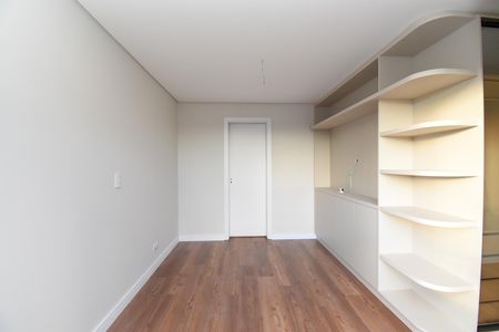 Casa de condomínio para alugar com 170m², 3 quartos e 2 vagasSuíte