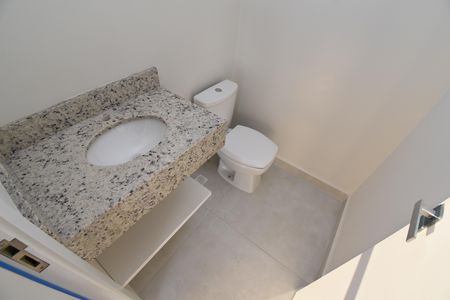 Casa de condomínio para alugar com 170m², 3 quartos e 2 vagasLavabo do Escritório