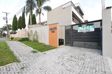 Casa de condomínio para alugar com 170m², 3 quartos e 2 vagasFachada
