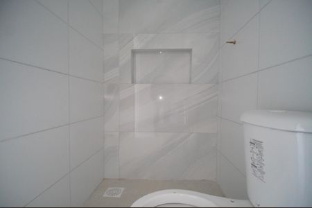Casa à venda com 58m², 3 quartos e 2 vagasBanheiro da Suíte
