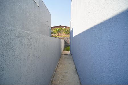 Casa à venda com 58m², 3 quartos e 2 vagasCorredor