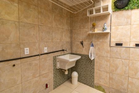 Casa para alugar com 170m², 2 quartos e sem vagaÁrea de Serviço
