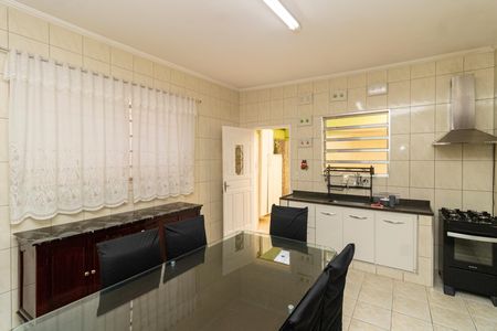 Casa para alugar com 170m², 2 quartos e sem vagaCozinha