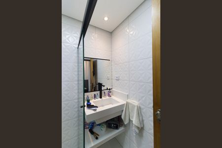 Casa à venda com 135m², 3 quartos e 2 vagasEdícula - Banheiro da Suíte