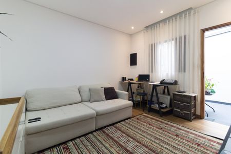 Casa à venda com 135m², 3 quartos e 2 vagasEdícula - Sala
