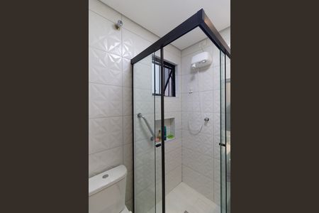 Casa à venda com 135m², 3 quartos e 2 vagasEdícula - Banheiro da Suíte