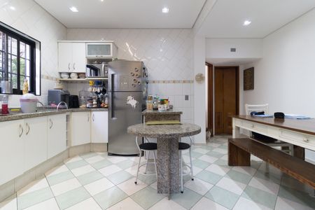 Casa à venda com 135m², 3 quartos e 2 vagasCozinha 