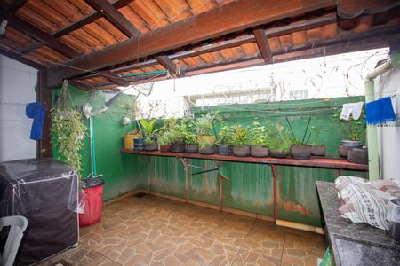 Casa de condomínio à venda com 106m², 2 quartos e 1 vaga Casa de condomínio à venda com 106m², 2 quartos e 1 vagaQuintal