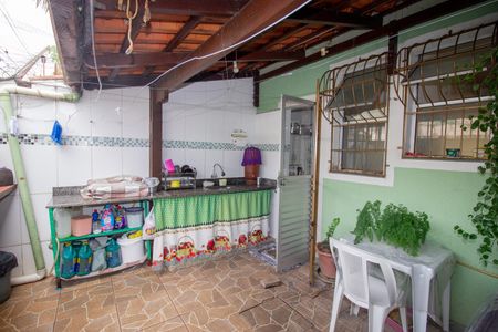 Casa de condomínio à venda com 106m², 2 quartos e 1 vaga Casa de condomínio à venda com 106m², 2 quartos e 1 vagaQuintal