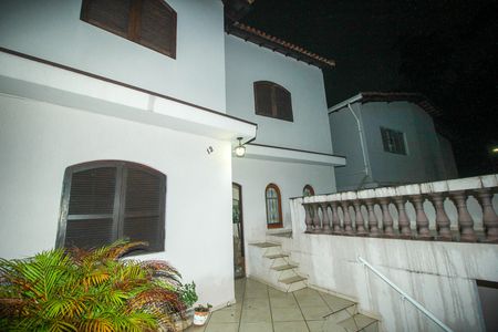 Casa à venda com 264m², 4 quartos e 4 vagasVaranda - Casa 2