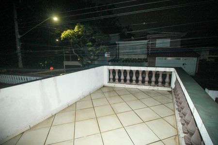 Casa à venda com 264m², 4 quartos e 4 vagasVaranda - Casa 2