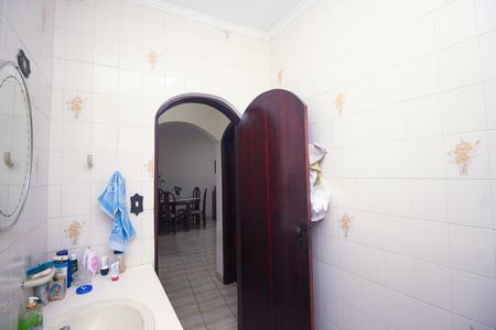 Casa à venda com 264m², 4 quartos e 4 vagasBanheiro - Casa 2