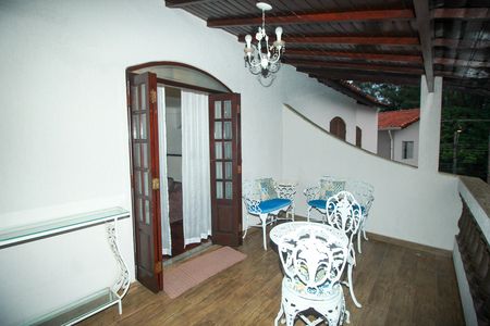 Casa à venda com 264m², 4 quartos e 4 vagasVaranda da Sala - Casa 1