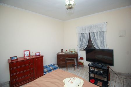 Casa à venda com 264m², 4 quartos e 4 vagasQuarto 1 - Casa 2